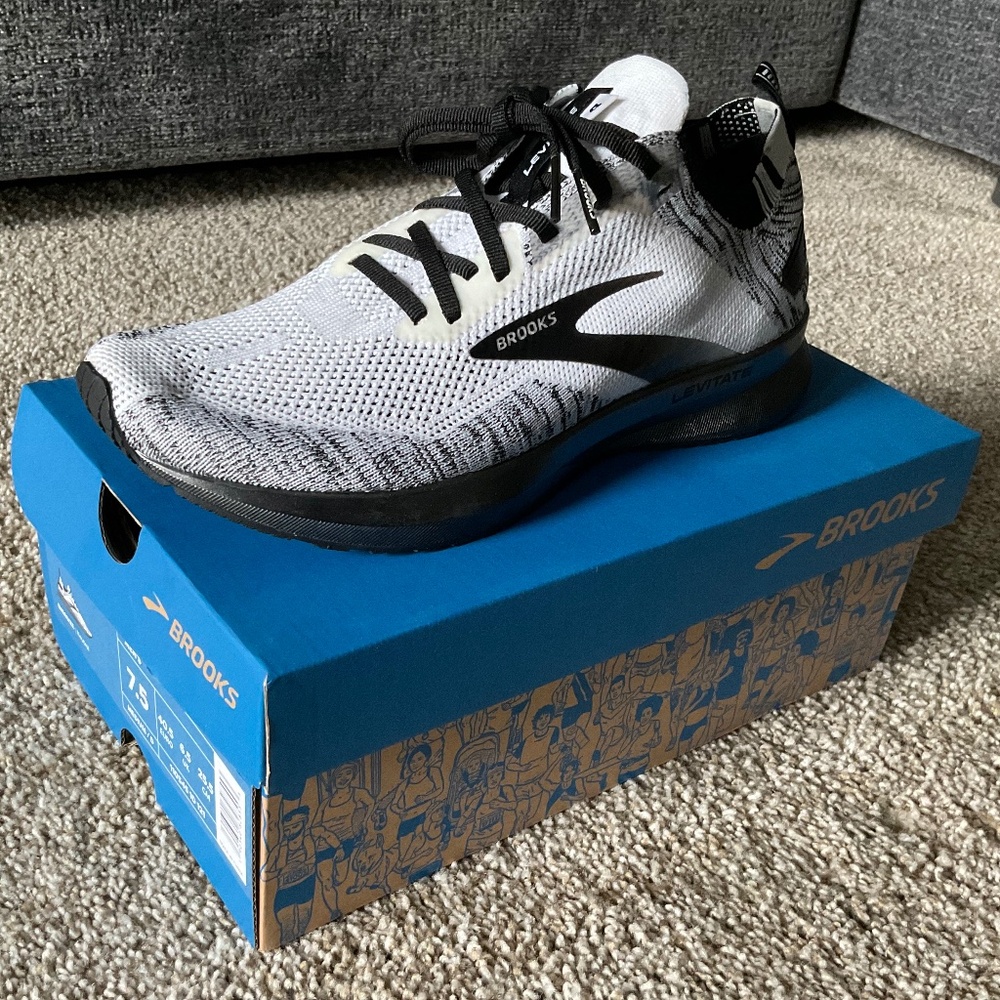 Men’s Brooks Levitate 4